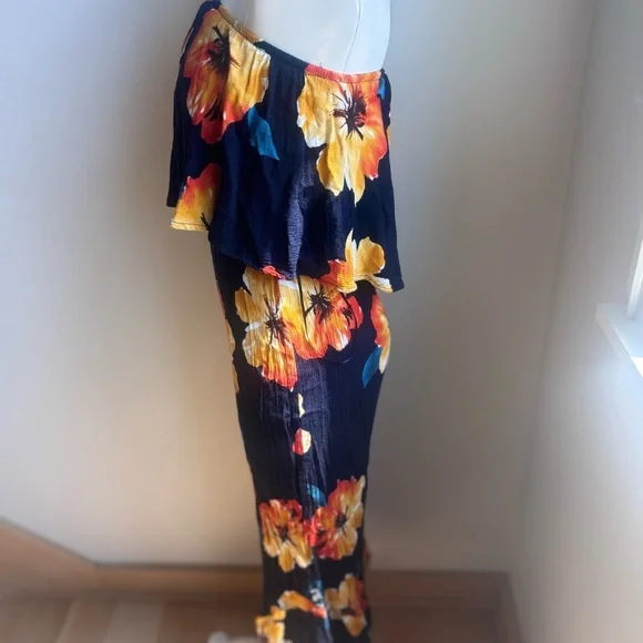 AKIRA Strapless Floral Jumpsuit - Navy and Orange - Picture 3 of 7